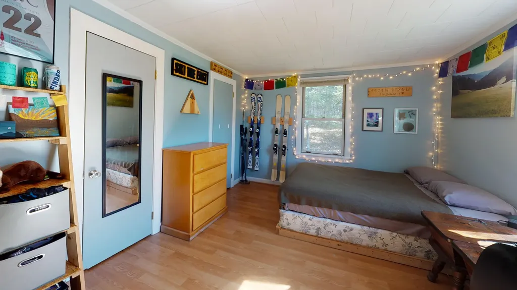 12 Gardner Road Orono ME 04473