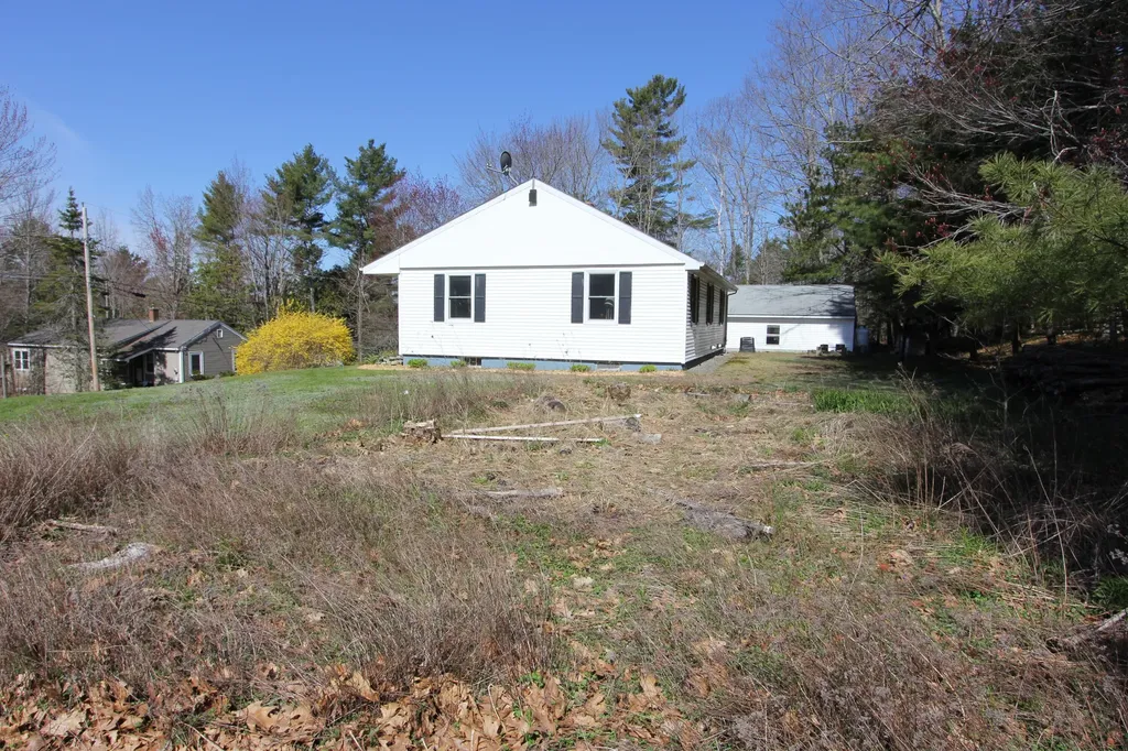 12 Gardner Road Orono ME 04473