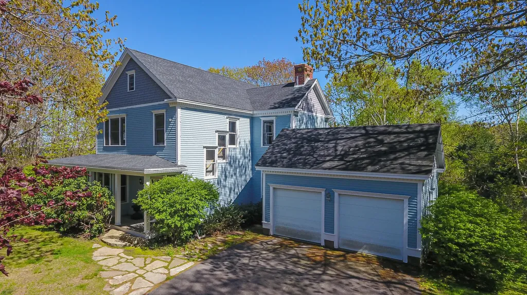 8 Thistleberry Lane York ME 03909