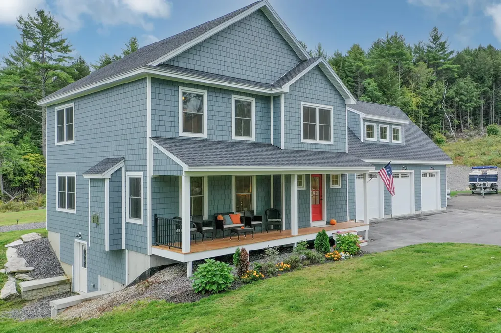 40 Hayfield Drive Gray ME 04039