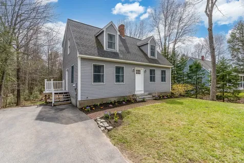 28 Hunts Drive Windham ME 04062