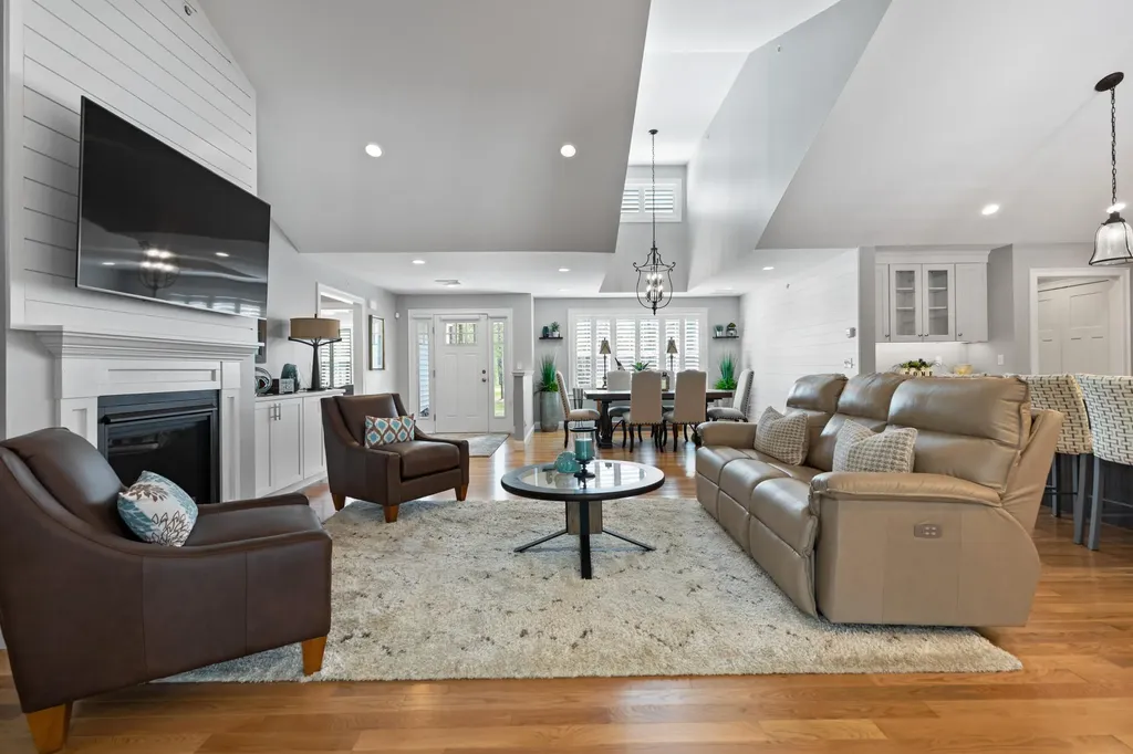 60 Cottonwood Circle Wells ME 04090