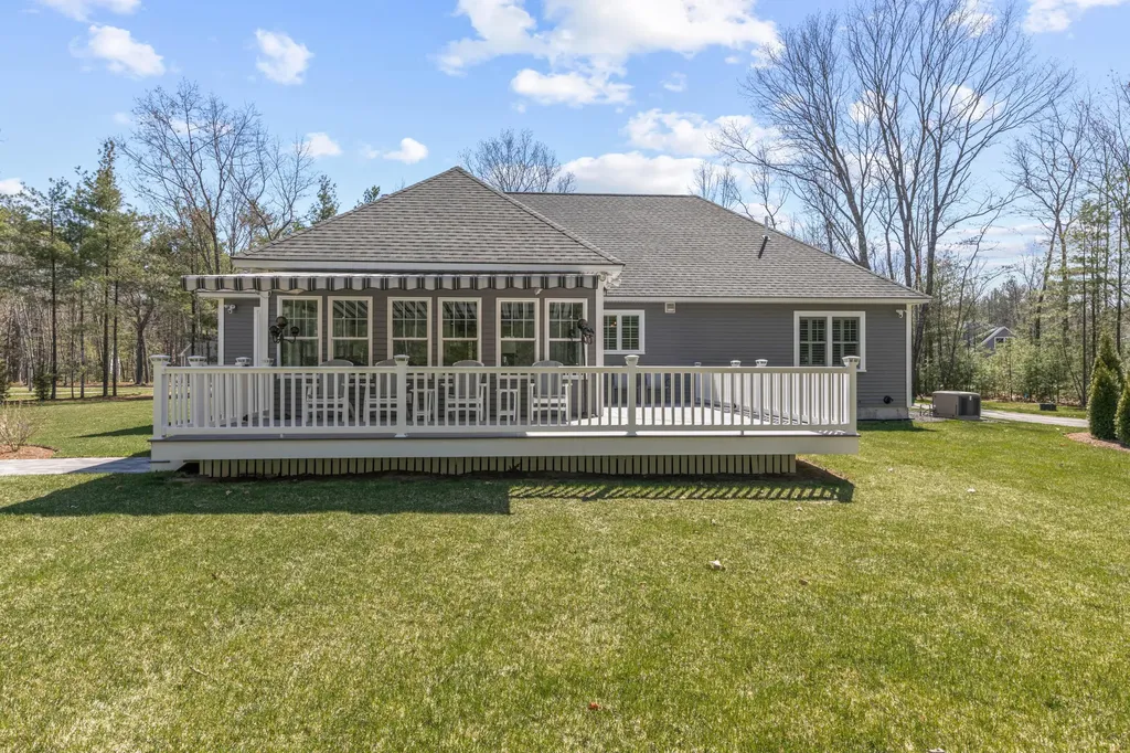 60 Cottonwood Circle Wells ME 04090