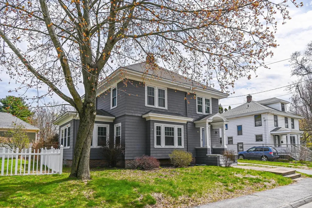114 Forest Street Westbrook ME 04092