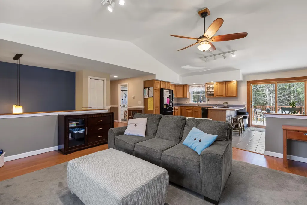 151 Auburn Pownal Road Durham ME 04222