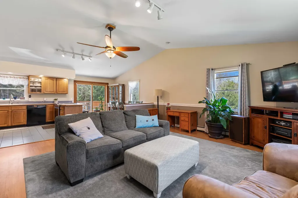151 Auburn Pownal Road Durham ME 04222