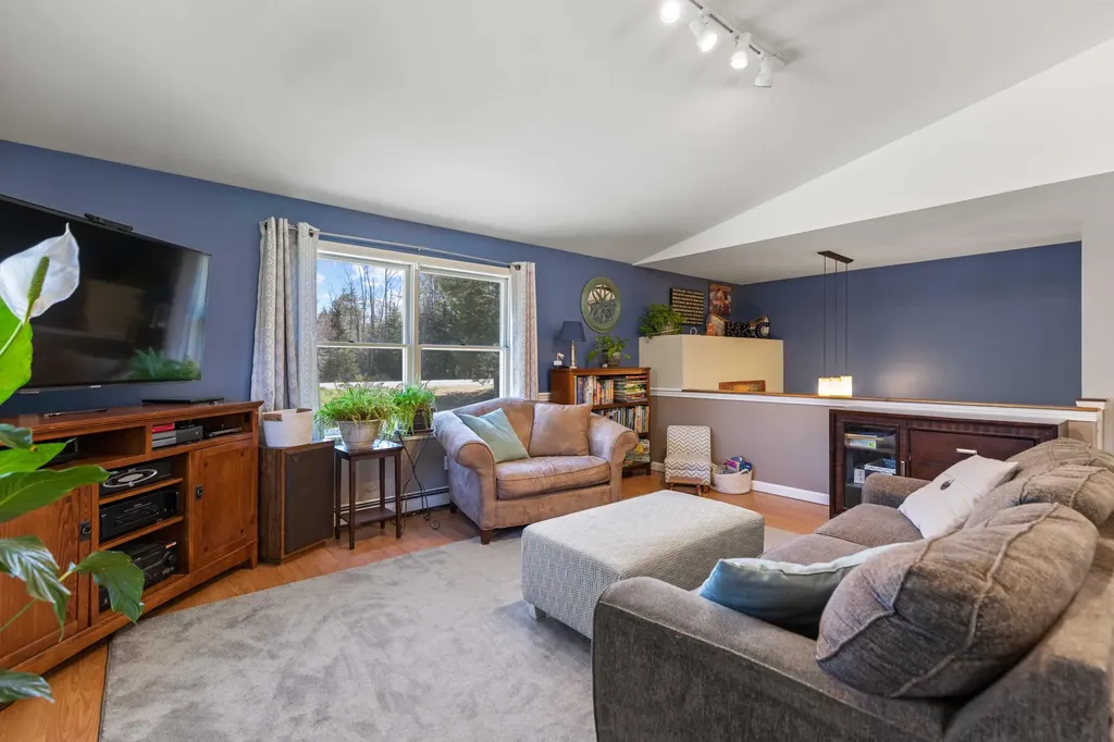151 Auburn Pownal Road Durham ME 04222