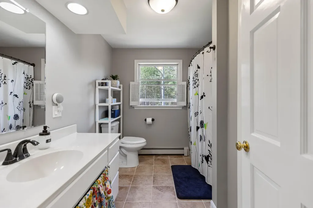 151 Auburn Pownal Road Durham ME 04222