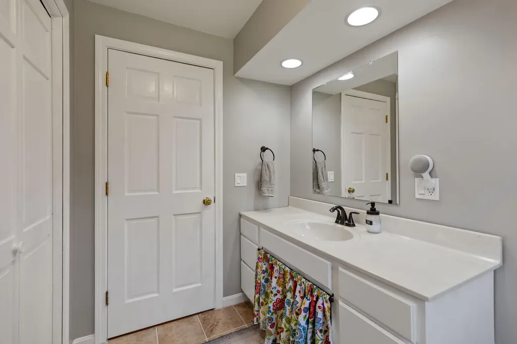 151 Auburn Pownal Road Durham ME 04222