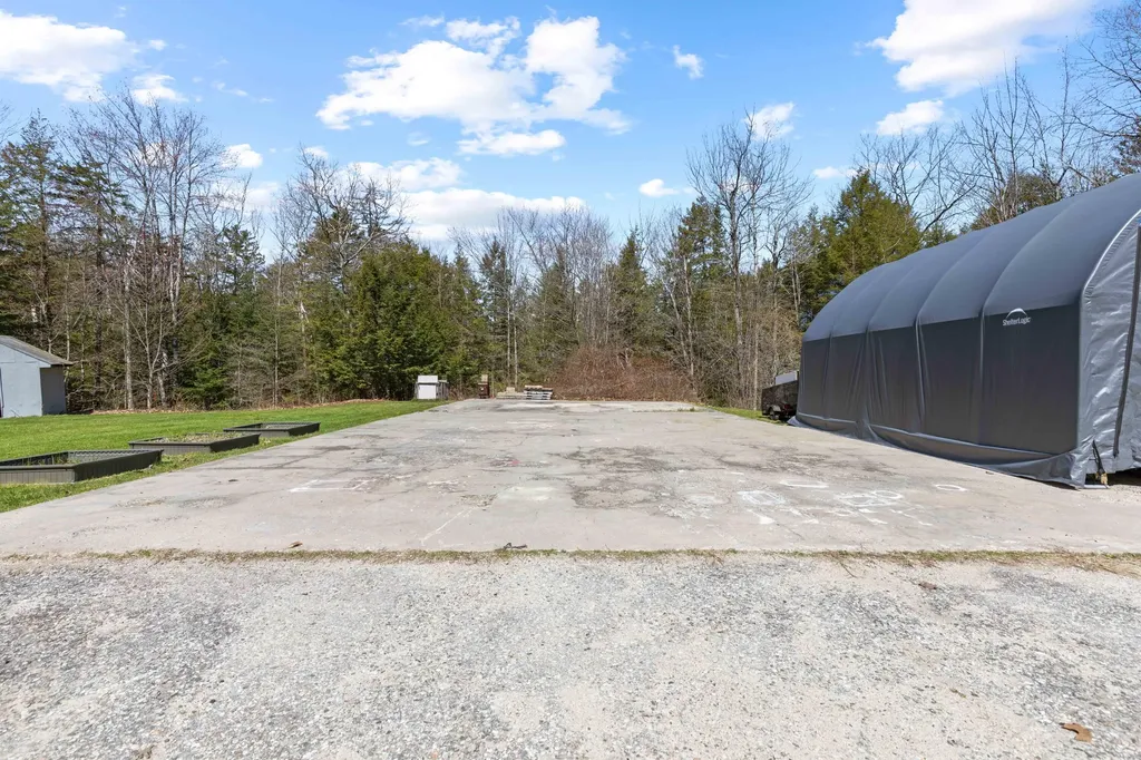 151 Auburn Pownal Road Durham ME 04222