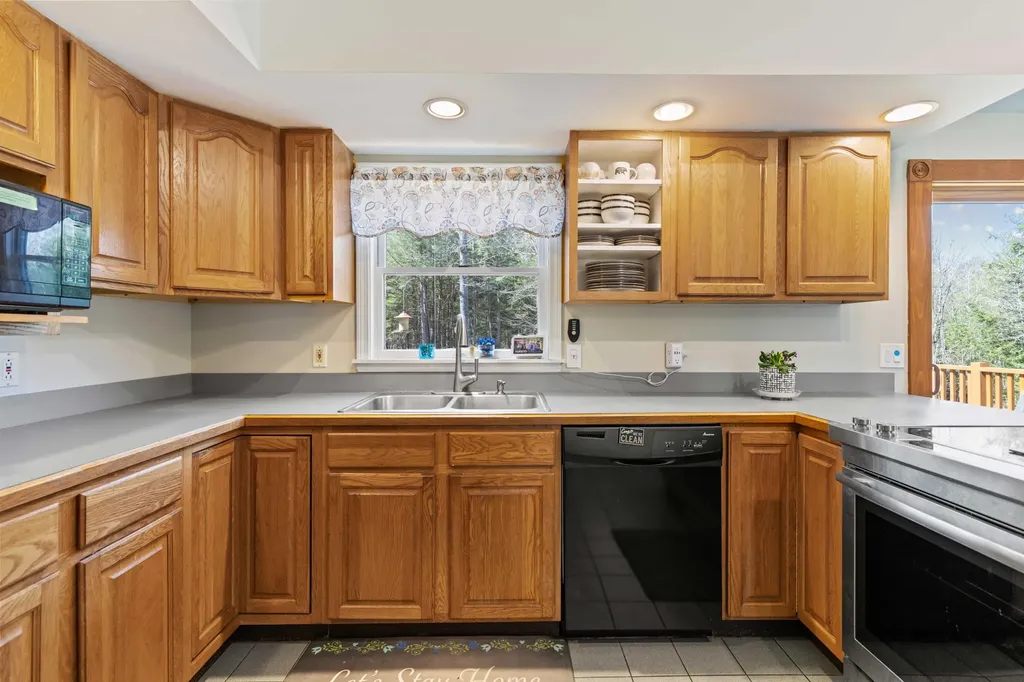 151 Auburn Pownal Road Durham ME 04222