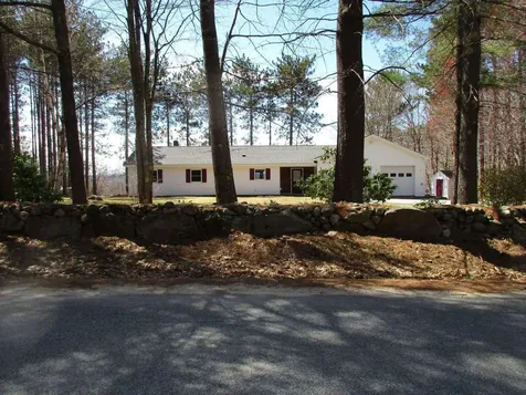 70 Innes Ridge Road Wayne ME 04284