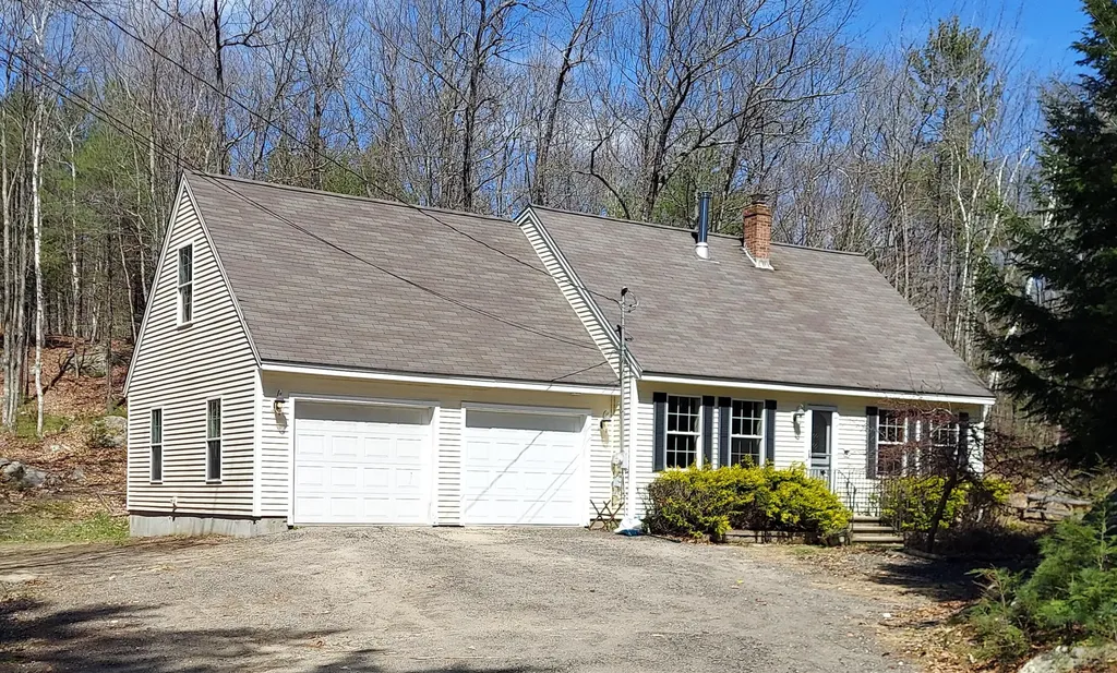 331 Middle Road Waterboro ME 04087