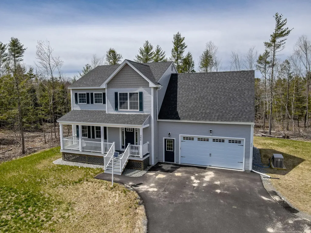 304 Gray Road Windham ME 04062