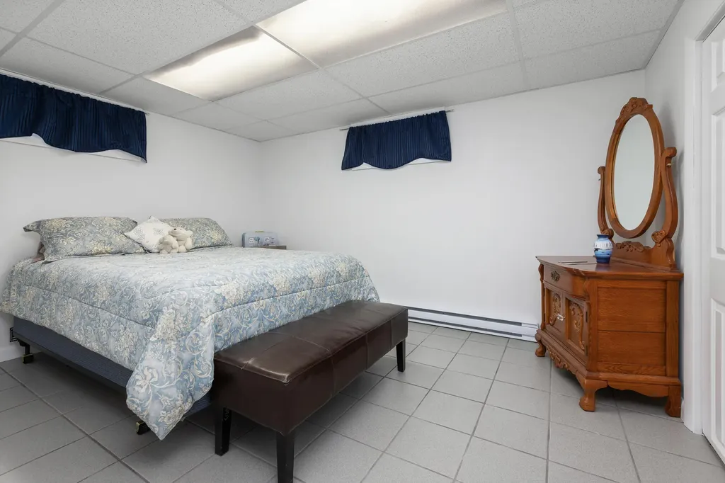 30 South Surry Lane Lewiston ME 04240