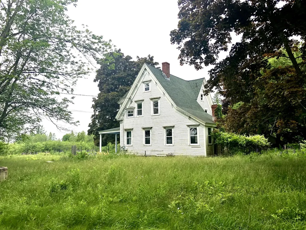 1170 Shore Road Lamoine ME 04605