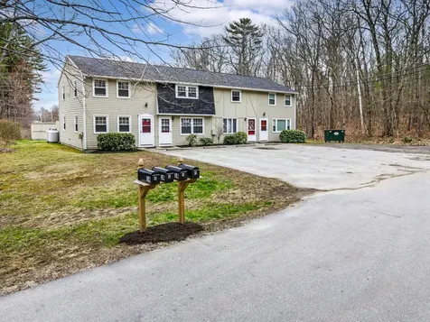 14 Abenaki Drive Topsham ME 04086