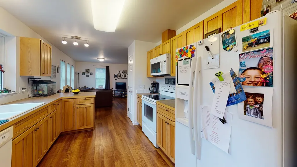 53 Heal Road Lincolnville ME 04849