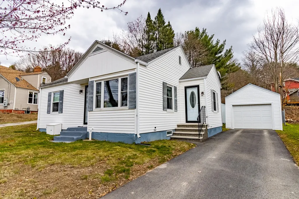 309 Webber Avenue Lewiston ME 04240