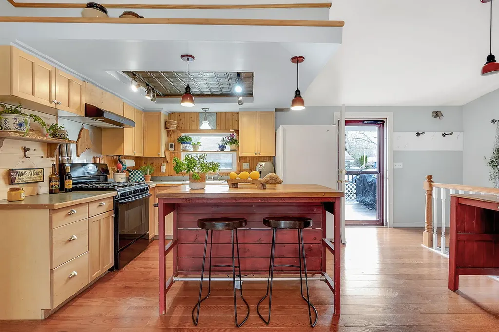32 Panoramic View Drive Portland ME 04103