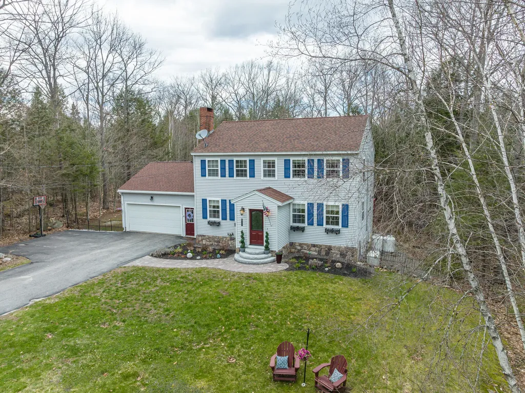 8 Busque Boulevard Standish ME 04084