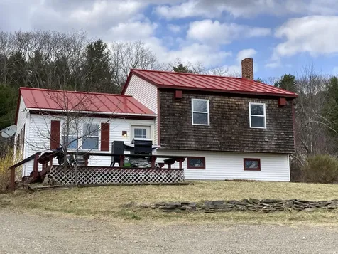17 Sulos Road Nobleboro ME 04555