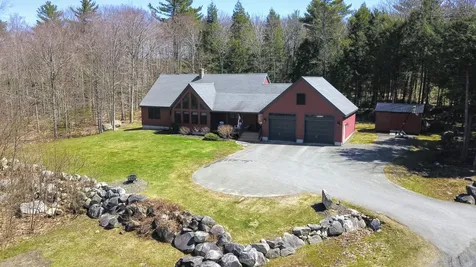 41 Bay View Drive Belgrade ME 04917