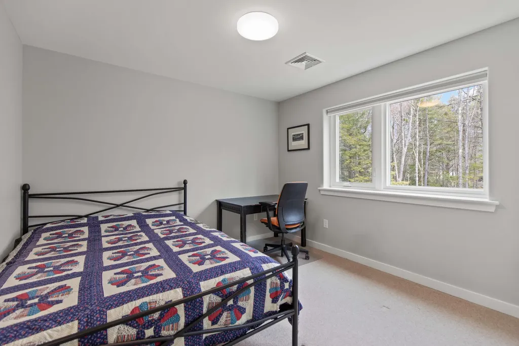 65 Conifer Way Arundel ME 04046