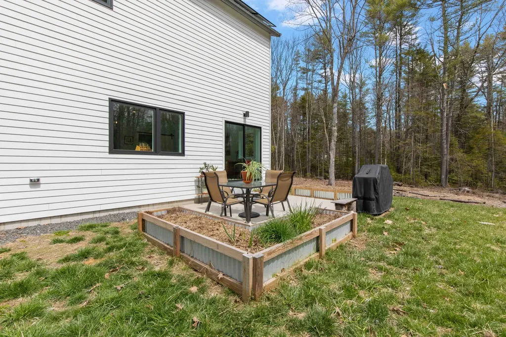 65 Conifer Way Arundel ME 04046