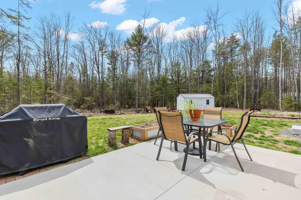 65 Conifer Way Arundel ME 04046