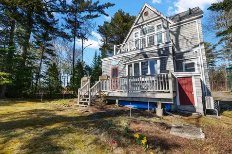 75 Shore Drive Freeport ME 04032