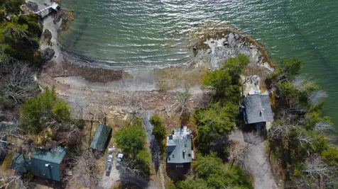 75 Shore Drive Freeport ME 04032