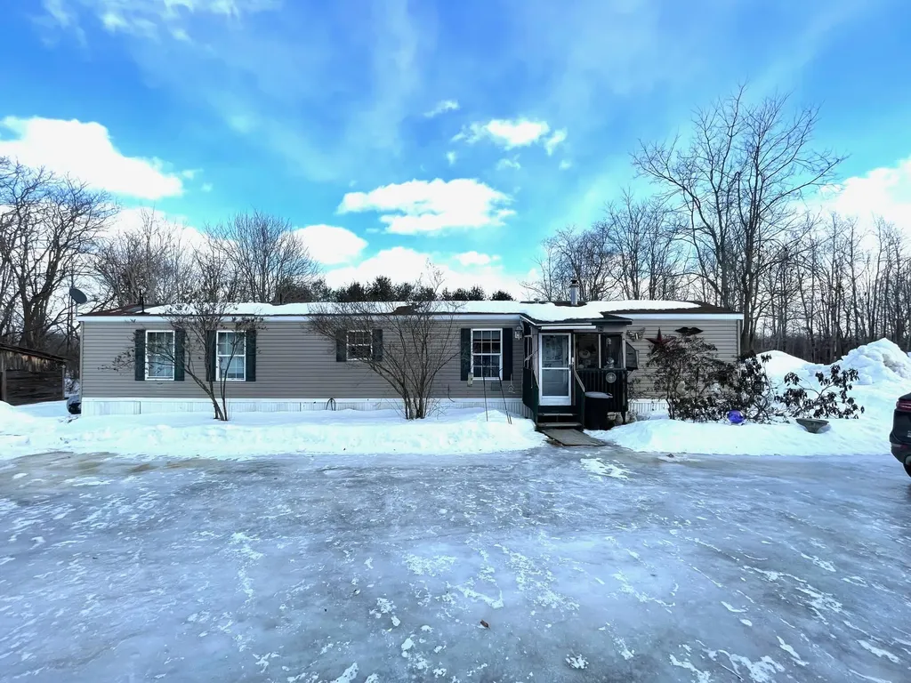 94 Green Road Fairfield ME 04937