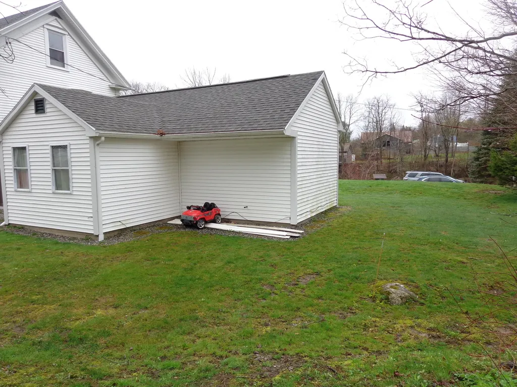 95 Main Street Whitefield ME 04353