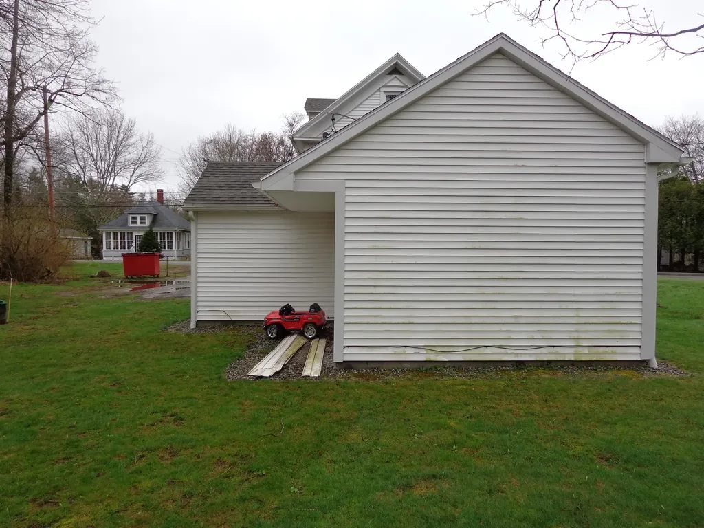 95 Main Street Whitefield ME 04353