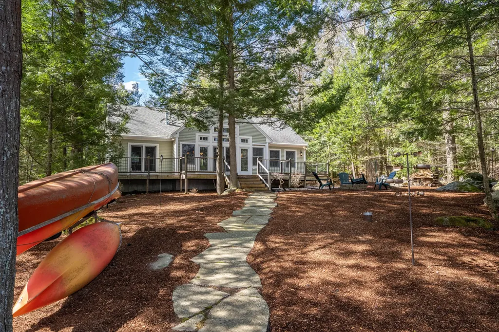 28 Whittemore Cove Road Raymond ME 04071