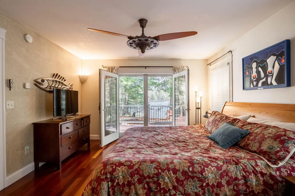 28 Whittemore Cove Road Raymond ME 04071