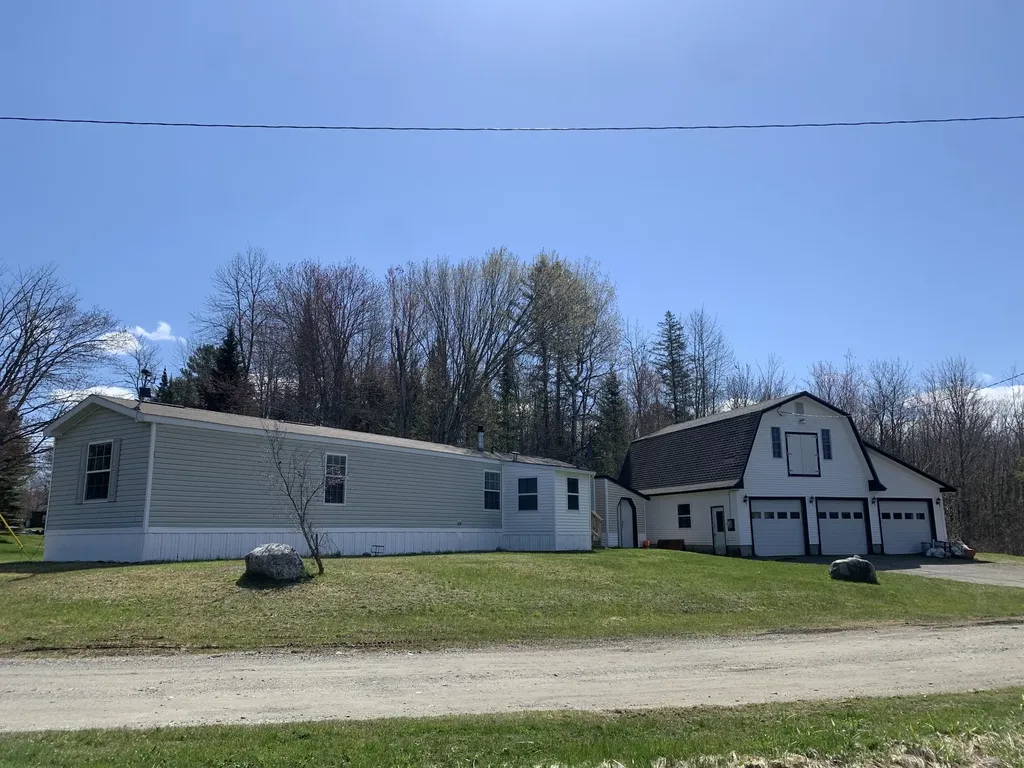 373 E Benton Road Benton ME 04901