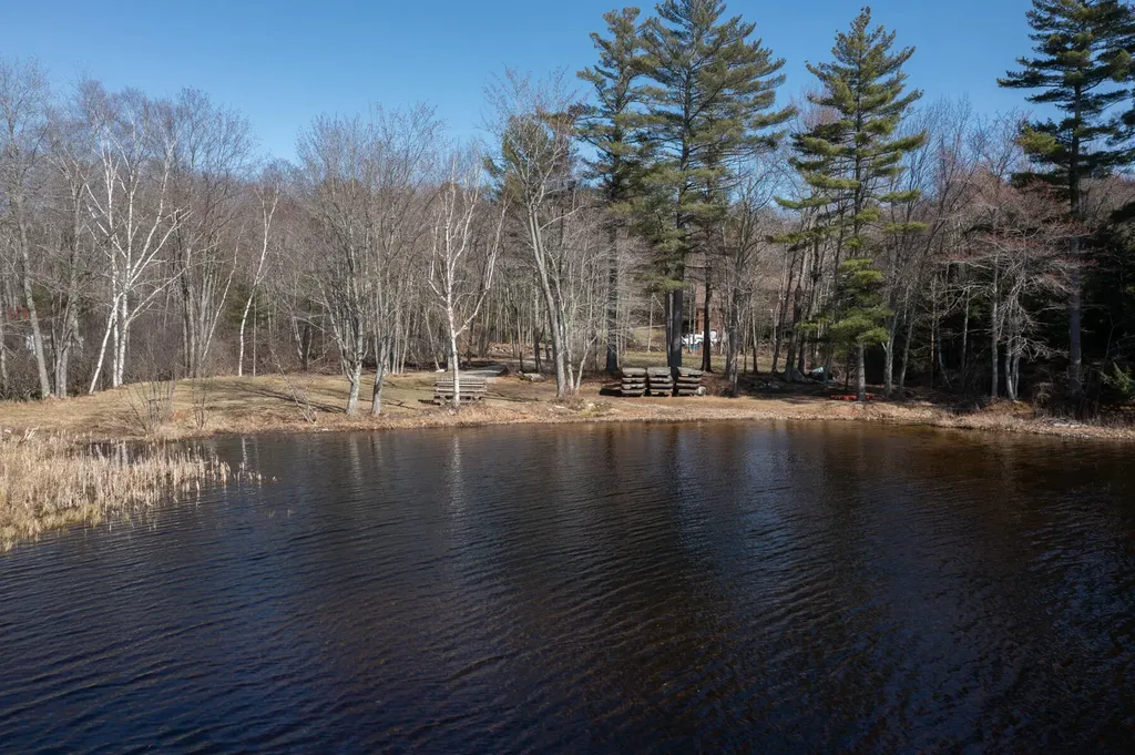 22 Hideaway Lane Falmouth ME 04105