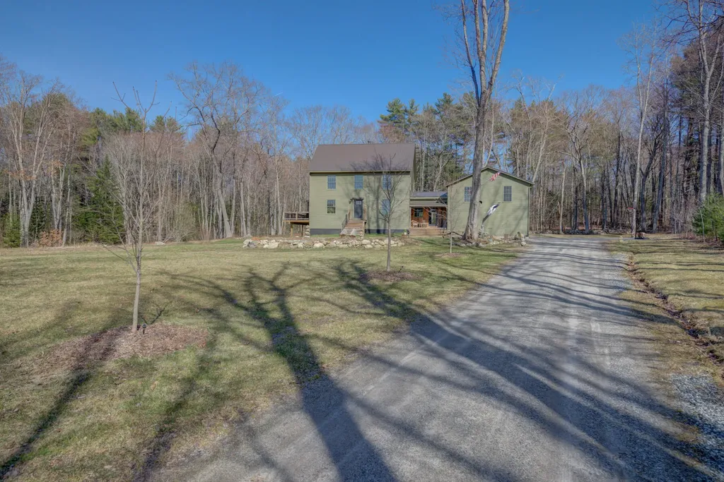 22 Hideaway Lane Falmouth ME 04105