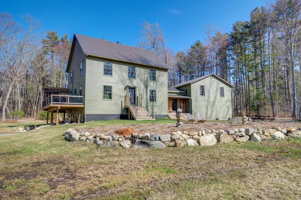 22 Hideaway Lane Falmouth ME 04105