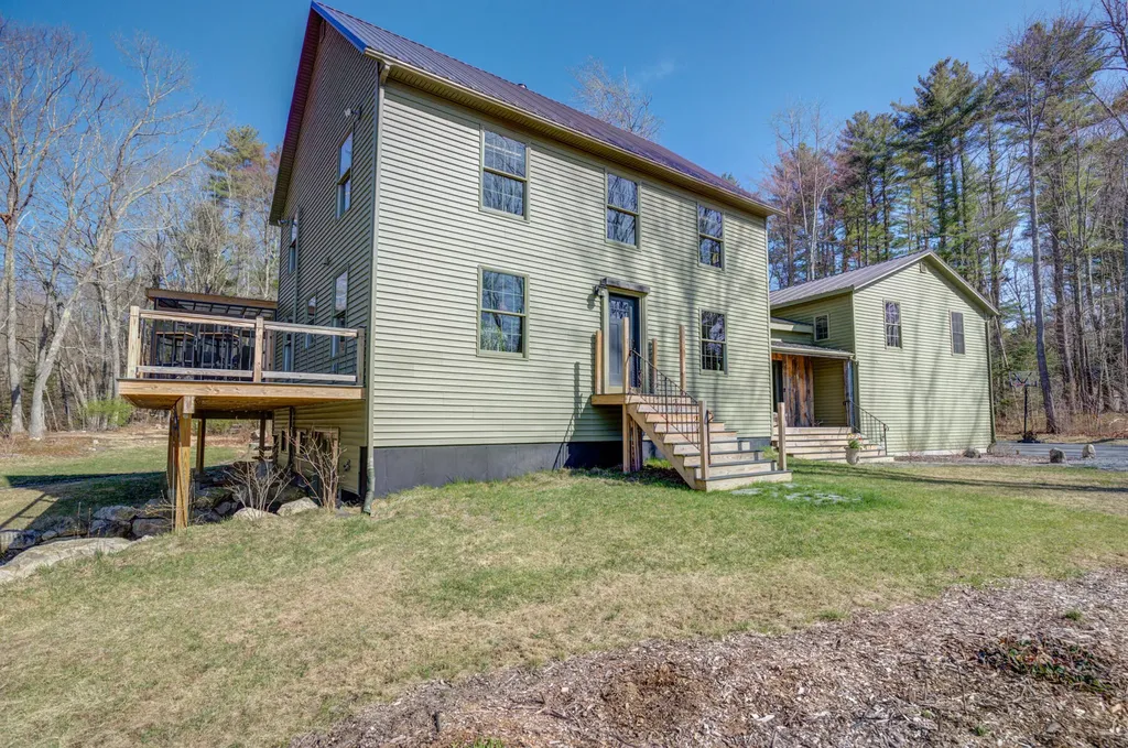 22 Hideaway Lane Falmouth ME 04105
