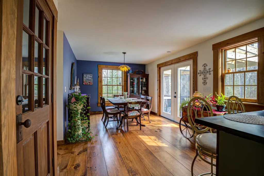 22 Hideaway Lane Falmouth ME 04105