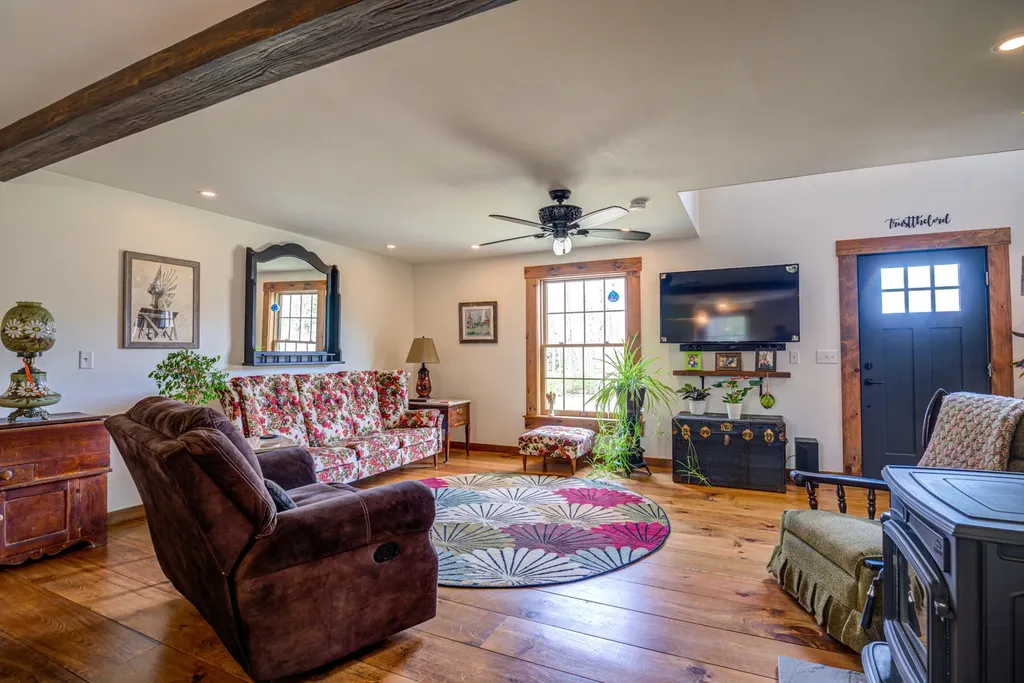 22 Hideaway Lane Falmouth ME 04105
