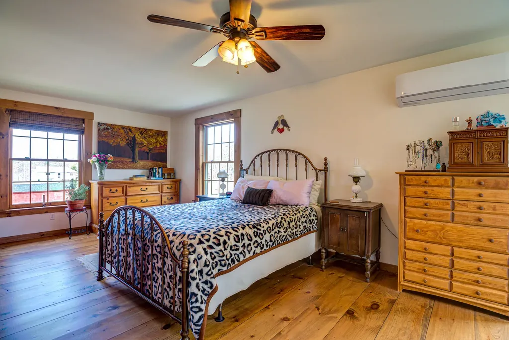 22 Hideaway Lane Falmouth ME 04105