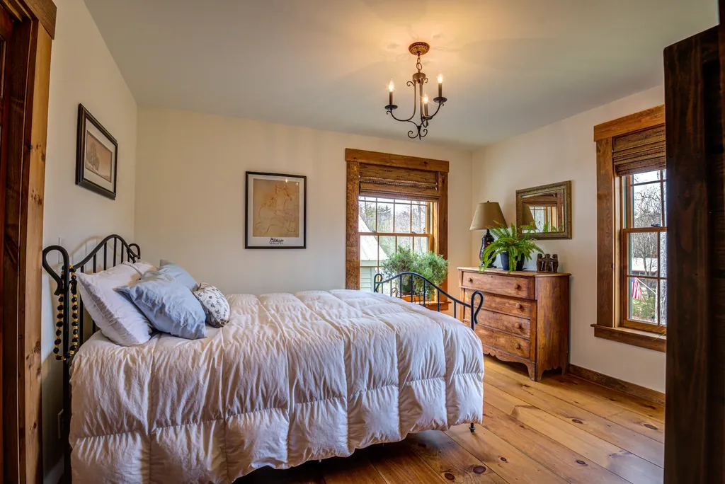 22 Hideaway Lane Falmouth ME 04105