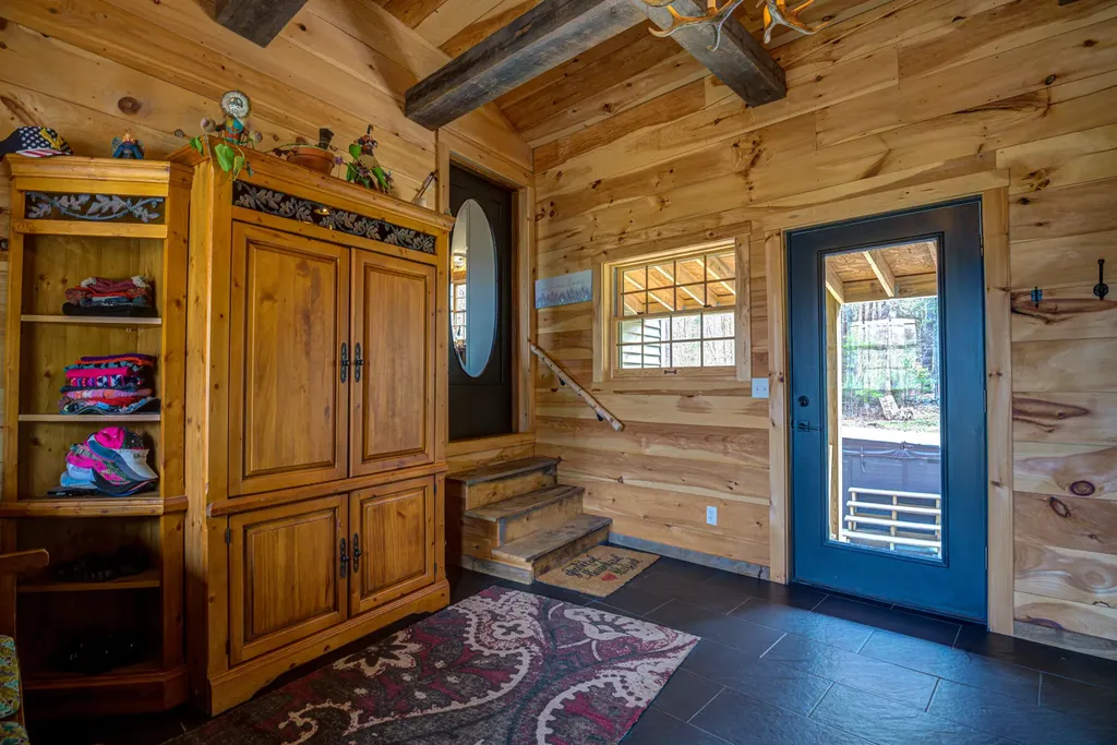 22 Hideaway Lane Falmouth ME 04105