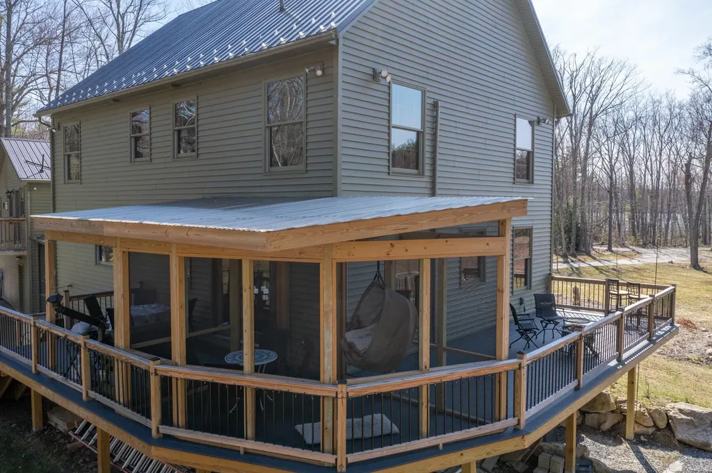 22 Hideaway Lane Falmouth ME 04105