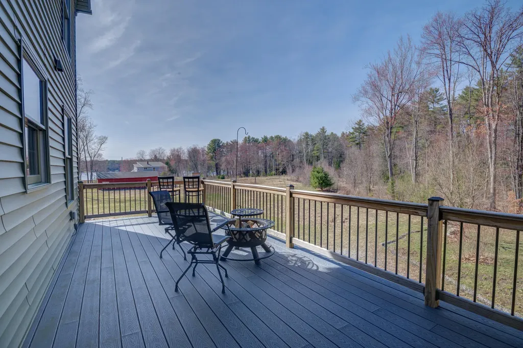 22 Hideaway Lane Falmouth ME 04105