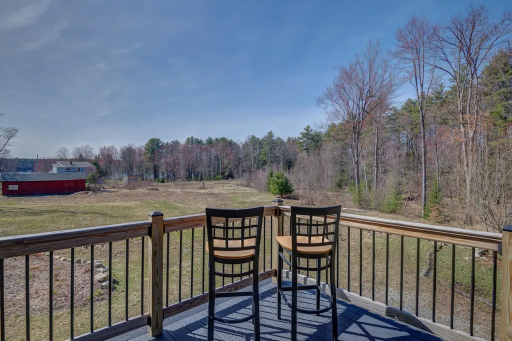22 Hideaway Lane Falmouth ME 04105